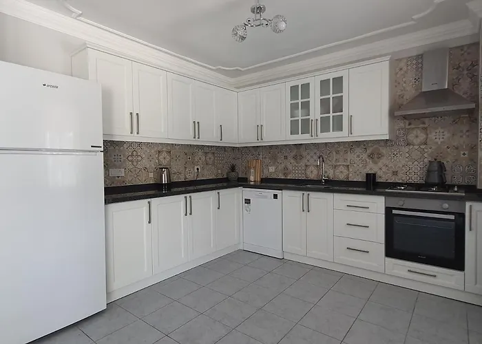 Bluberry Calis With Privat Pool 别墅 *